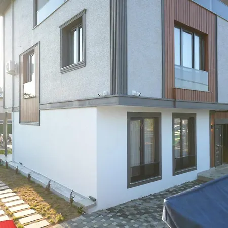 Konakoenue Center 1 * Trebizonda