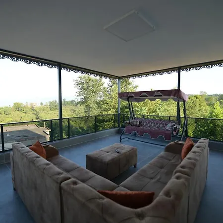 Villa Konakoenue Center 1 Trebizonda