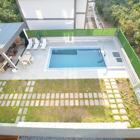 Konakoenue Center 1 Trebizonda