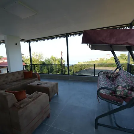 Konakoenue Center 1 Trebizonda