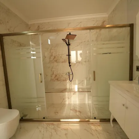 Konakoenue Center 1 *