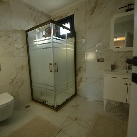 Villa Konakoenue Center 1 *