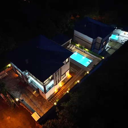 Konakoenue Center 1 Villa