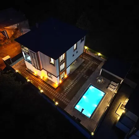 Villa Konakönü Center 1 *