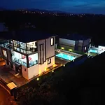 Konakoenue Center 1 Villa Trabzon
