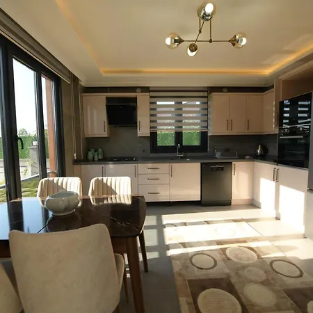 Konakoenue Center 1 Villa