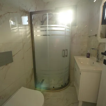 Konakoenue Center 1 Villa