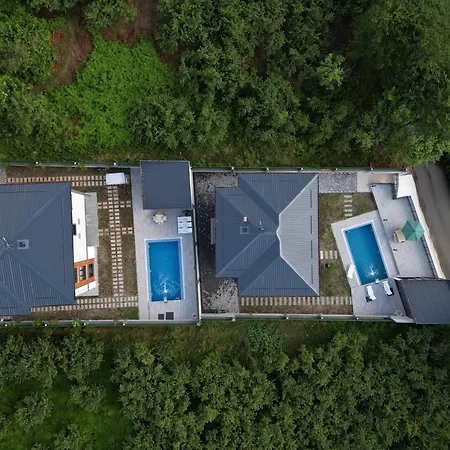 Konakoenue Center 1 Villa