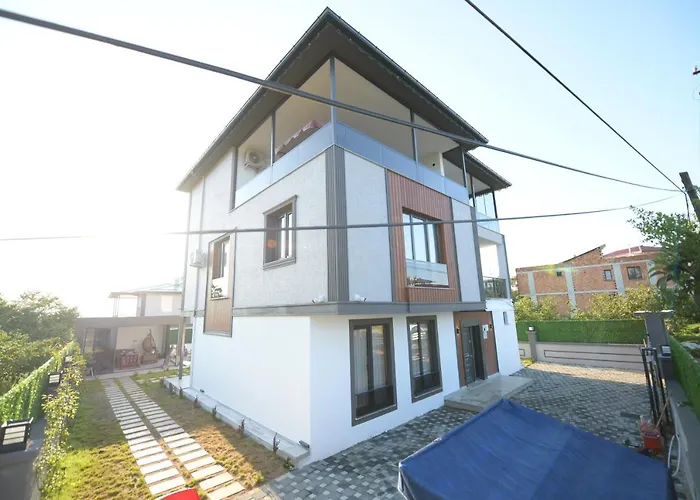 Konakoenue Center 1 Villa