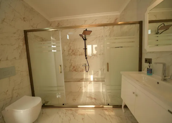 Konakoenue Center 1 *